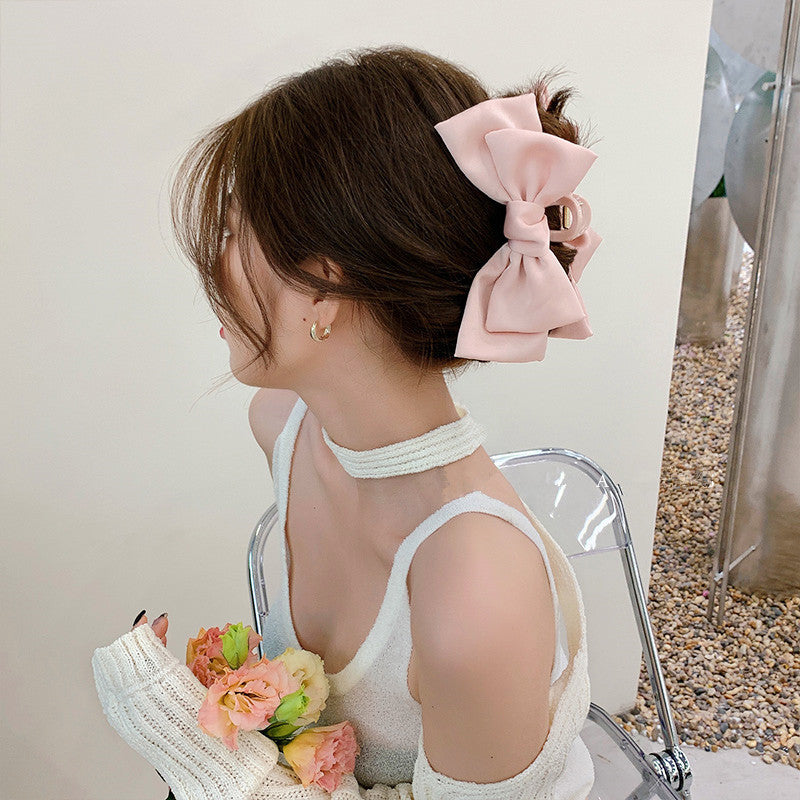 Sexy pink, black and blue bold claw clip