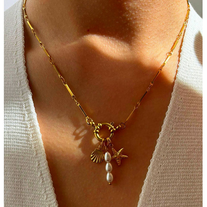 Bamboo Joint Steering Wheel Buckle Gold Pendant Necklace