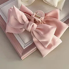 Sexy pink, black and blue bold claw clip